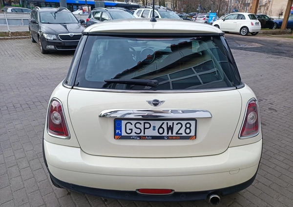 MINI Cooper cena 19900 przebieg: 149324, rok produkcji 2007 z Pyrzyce małe 326